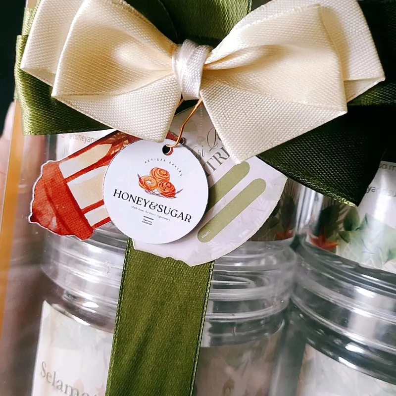 Rabitha Hamper Idul Fitri isi 4 kemasan toples 500g 0