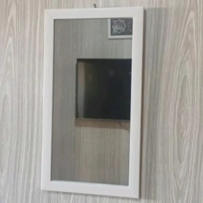 Cermin Gantung Ukuran 35x25 CM Kaca Anti Rayap 8