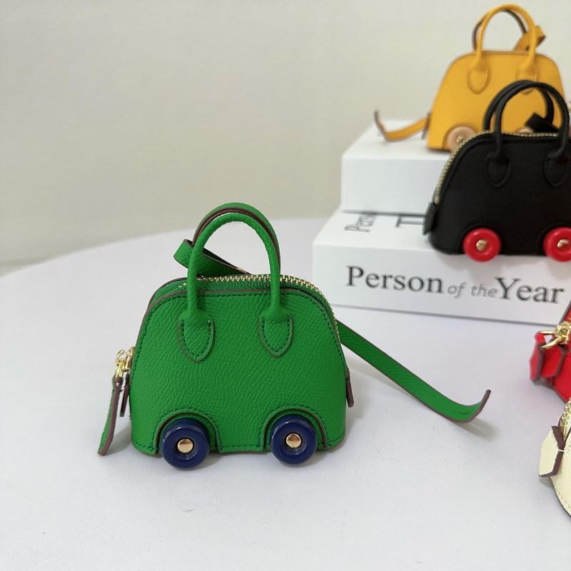 Bag Charm Bolide on Wheels Gantungan Tas Cantik Kekinian Aksesoris Tas