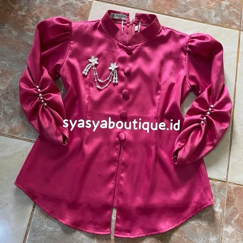 (ADA JUMBO) ALESHA MIX SONGKET PUTIH SILVER Setelan Kurung Melayu Dewasa Variasi Kancing Bungkus Payet/Bros Juntai Premium Kondangan Seragam Bridesmaid Baju Pesta BIG SIZE PERJUMBOAN (ADA JUMBO) ALESHA MIX SONGKET PUTIH SILVER Setelan Kurung Melayu Dewasa Variasi Kancing Bungkus Payet/Bros Juntai Premium Kondangan Seragam Bridesmaid Baju Pesta BIG SIZE PERJUMBOAN