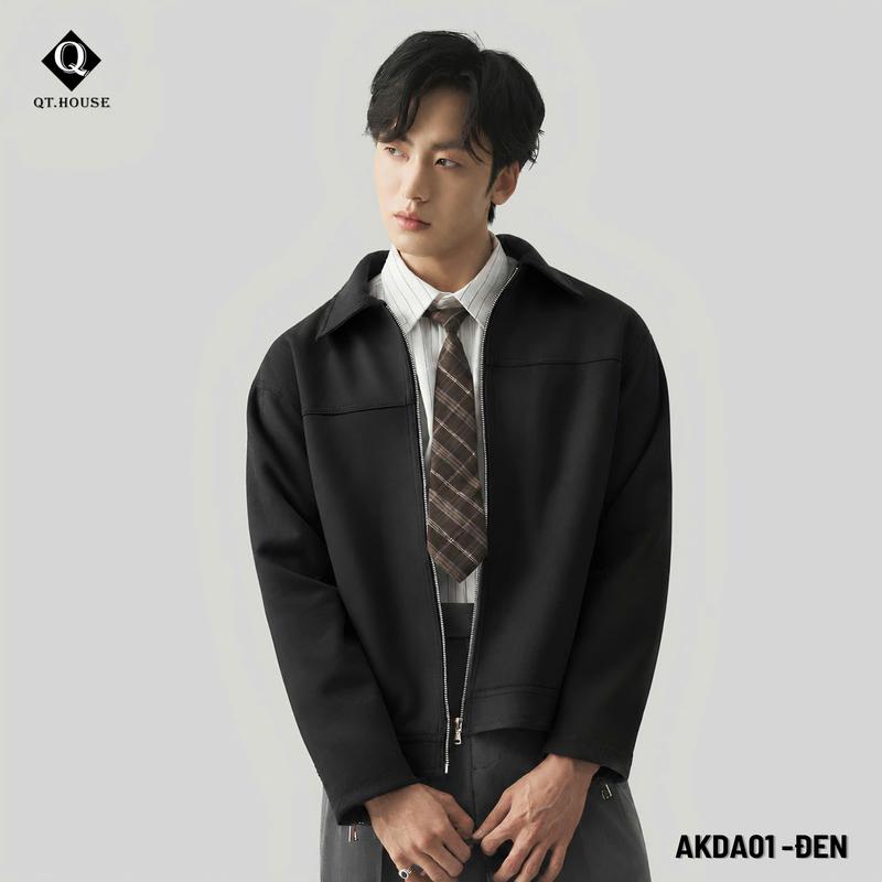 Áo Khoác Da Lộn Cao Cấp QT.HOUSE Jacket Menswear 2 Lớp Có Khóa Zip Sang Trọng AKDA01