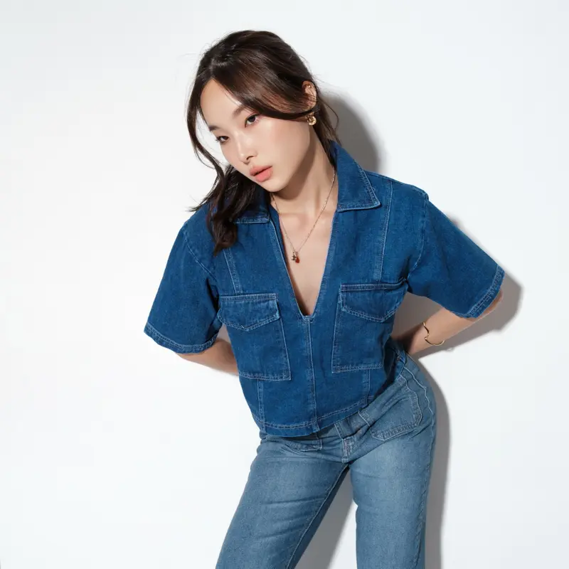 LADOUCE - Bonnie Crop Denim Top Atasan Crop Jeans Wanita 2