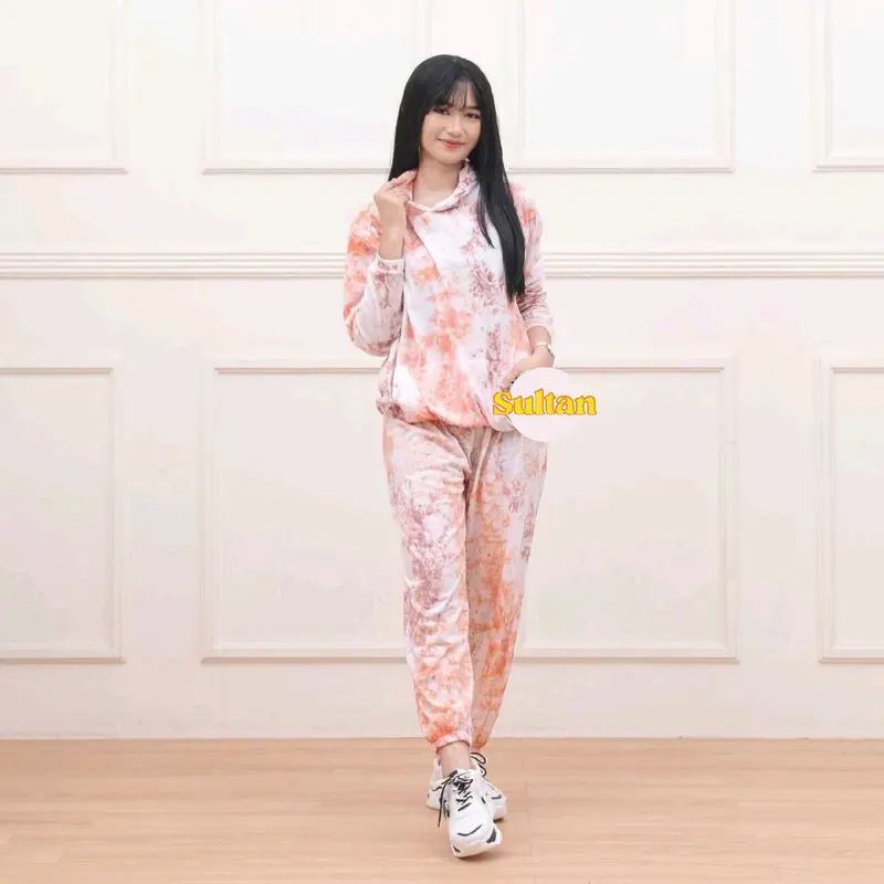 Setelan baju wanita setelan baju pelangi setelan hoodie perempuan Kaos Motif Nyaman Tie minimalis warna hitam 1