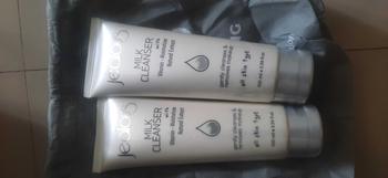 Product Review of Milk Cleanser susu Pembersih Pencerah dan Pelembab wajah penghilang make up Kotoran Mencerahkan from A**i L** 0