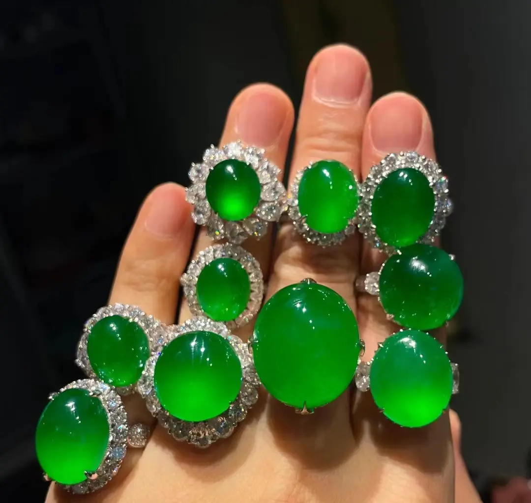 Auspicious jadeite jewelryMyanmar natural A goods jadeite egg noodle ice species imperial green dragonstone species inlaid unisex fashion, light luxury and versatile model Anniversary Auspicious Birthday Daily Engagement Wedding