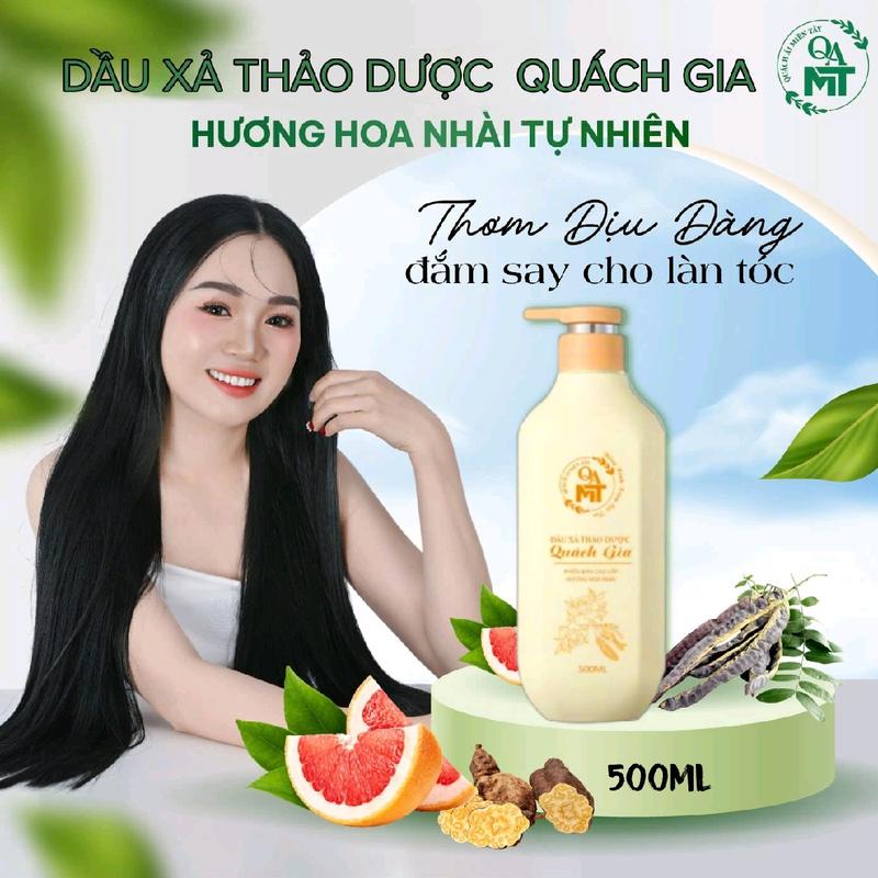 1 CHAI DẦU XẢ THẢO DƯỢC HOA NHÀI QUÁCH GIA 500ML ( phiên bản mới )