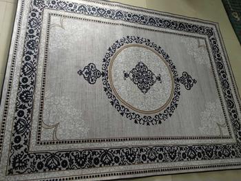 Product Review of (HF) LOKAL x IschaIndyOfc Karpet Permadani 150x200CM Polyester Elegan Anti Slip from j**3 1