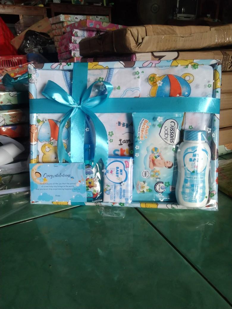 hampers bayi warna biru / parsel bayi / kado kelahiran bayi 35k