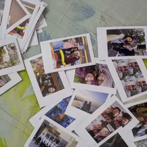 CETAK POLAROID UKURAN 2R ISI 50-100 FOTO NOTE : FOTO KIRIM DIWEA, SILAHKAN CHAT ADMIN DAN TUNGGU BALASANNYA. TERIMAKASIH