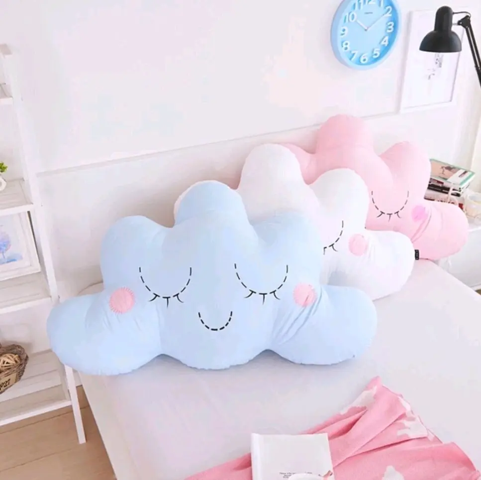 boneka bantal awan halus lembut lucu cocok buat kado ultah/ buar tidur Dolls