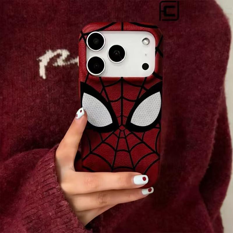 Mẫu họa tiết hình nhện đang rất được ưa chuộng cho các dòng iPhone 18/17/16/15, iPhone 14/13/12/11 Pro Max, các mẫu ốp lưng chống va đập cho iPhone 17/18 Pro Max mới, và thiết kế hoạt hình dễ thương cho dòng XS MAX.