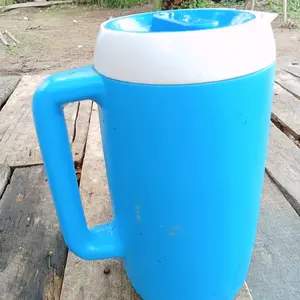 askan tempat wadah air +bahan plastik tidak mudah pecah +                           dan baju labu labu +bahan  Bagus+ dingin