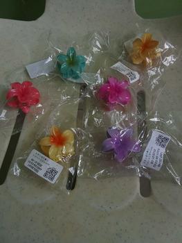 Product Review of 6 Pcs 4cm Mini Egg Flower Hairpins Gradient Candy Color Plumeria Side Bangs Hair Clips Sweet Braided Hair Clip Accessories from P**s M**o 0