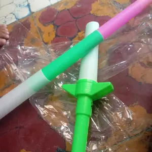 Eceran Murah pedang pedangan lampu led bisa pendek jadi panjang naruto starwars lightsaber kantong Anak Plastik