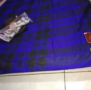 Sarung Al Jufri 555 Sutra Merses Motif Kotak-kotak Biru Hitam Kualitas Premium