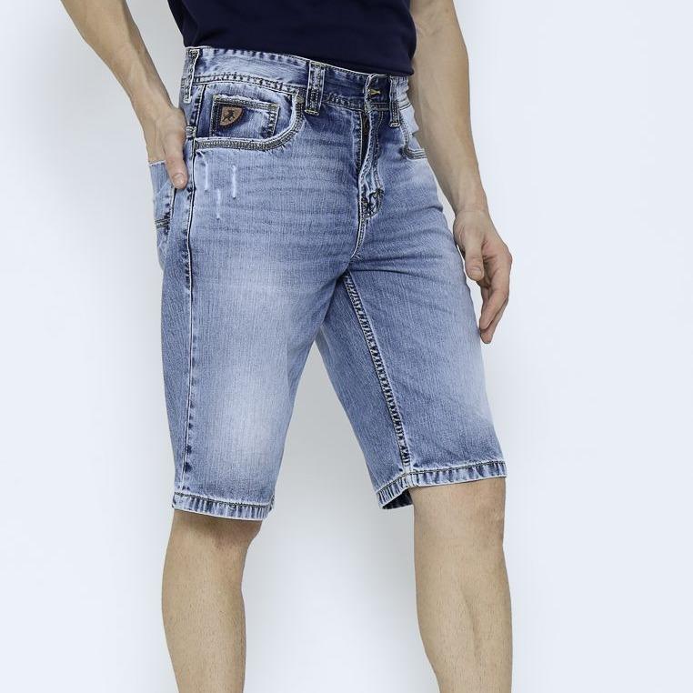 Celana Pendek Jeans CFD104E Pria 1