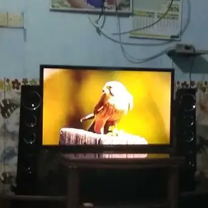 GOOGLE TV 32 INCH POLYTRON CINEMAX/GOOGLE TV POLYTRON 32 INCH SMART DIGITAL TV