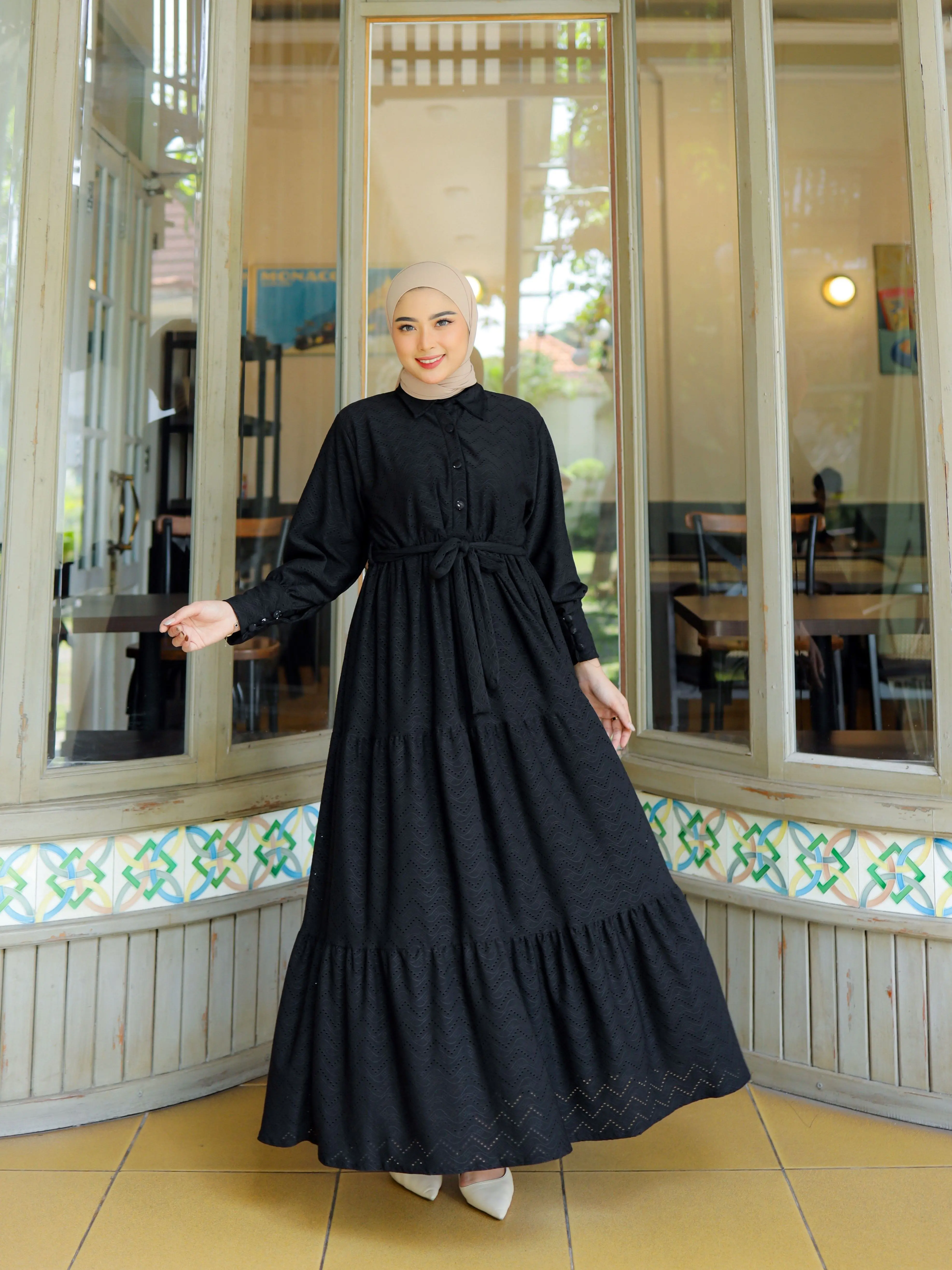 Indira Dress Knit - Dress Wanita Terbaru - Knit Bordir Bolong - Dress Lebaran - Baju Lebaran Kancing Muslim Gamis Panjang Tanggung
