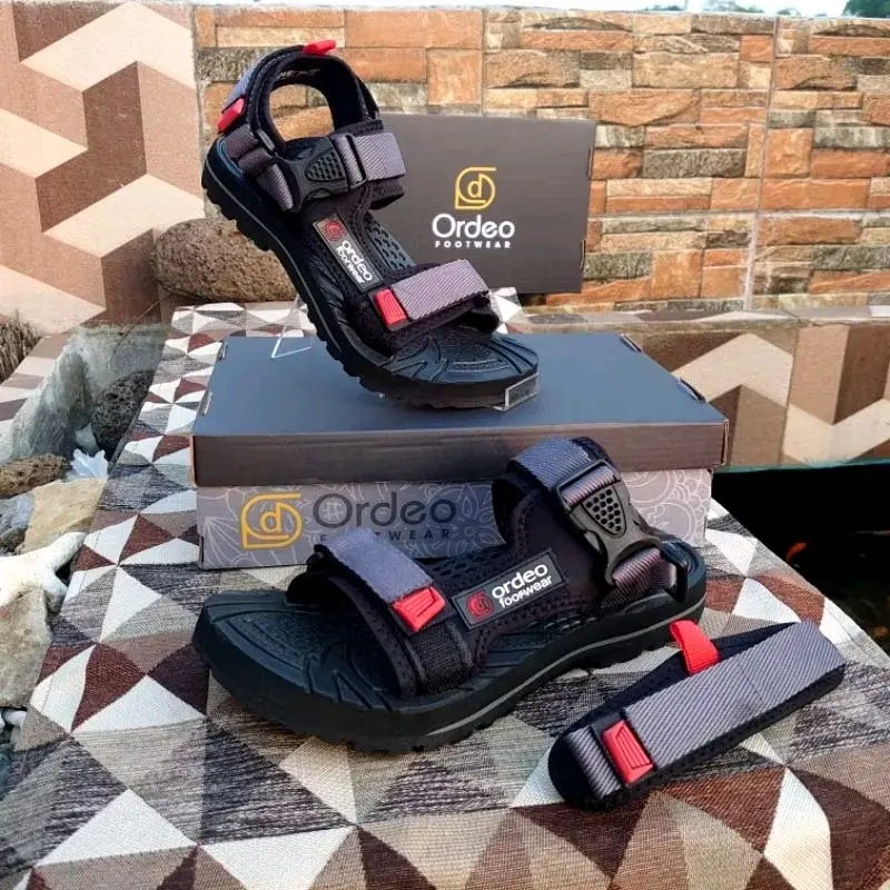 sandal gunung slop hiking kwalitas original premium kekinian Sendal Pria Wanita Fashion Shoes 0