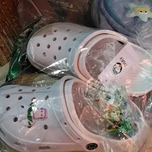 Sandal Baim Unisex Couple (Bisa DIY Pin Sandal) Empuk Anti Slip Sepatu Sandal Viral Kekinian