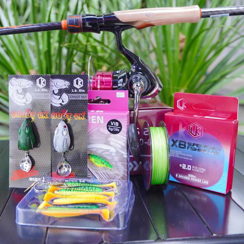   LK HÒA   COMBO CÂU LURE ĐẦY ĐỦ MÁY MG VÀ CẦN CÁ MẬP LK 