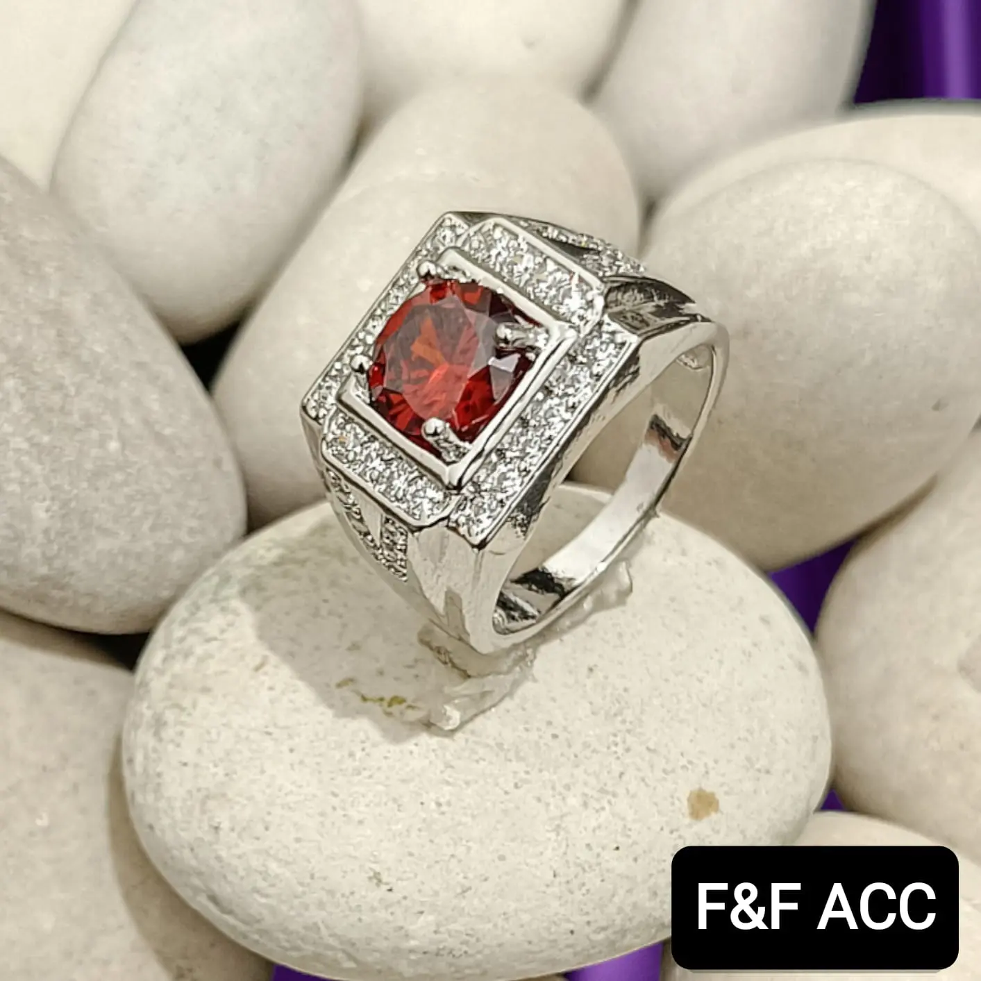 CINCIN PRIA MODEL BATU TERLARIS Aksesoris Putih