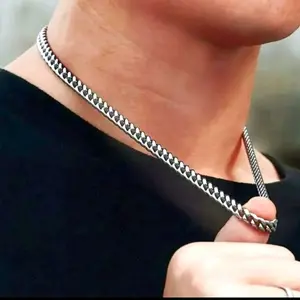 KALUNG RANTAI TITANIUM SIMPLE ANTI KARAT PRIA DAN WANITA Aksesoris Elegan Hadiah Silver Stainless