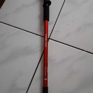[READY] TrailTop Tracking Pole Lipat Tongkat Gunung Trekking Hiking Dapat Diatur Sesuka Hati 65-135cm Camping