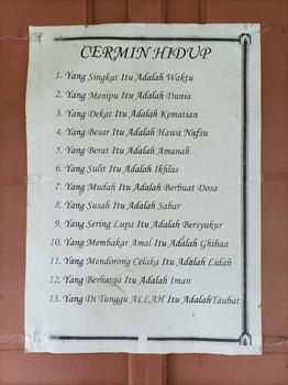 Product Review of Tempat Cacing Sutera Wadah Makanan Ikan Kecil Corong Cacing Sutra Tempat Pakan Ikan from i**l 0