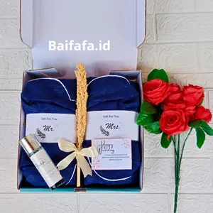 Hampers Wedding Romantis Set Piyama couple / Hadiah Anniversary Pasangan Romantis Setelan Katun