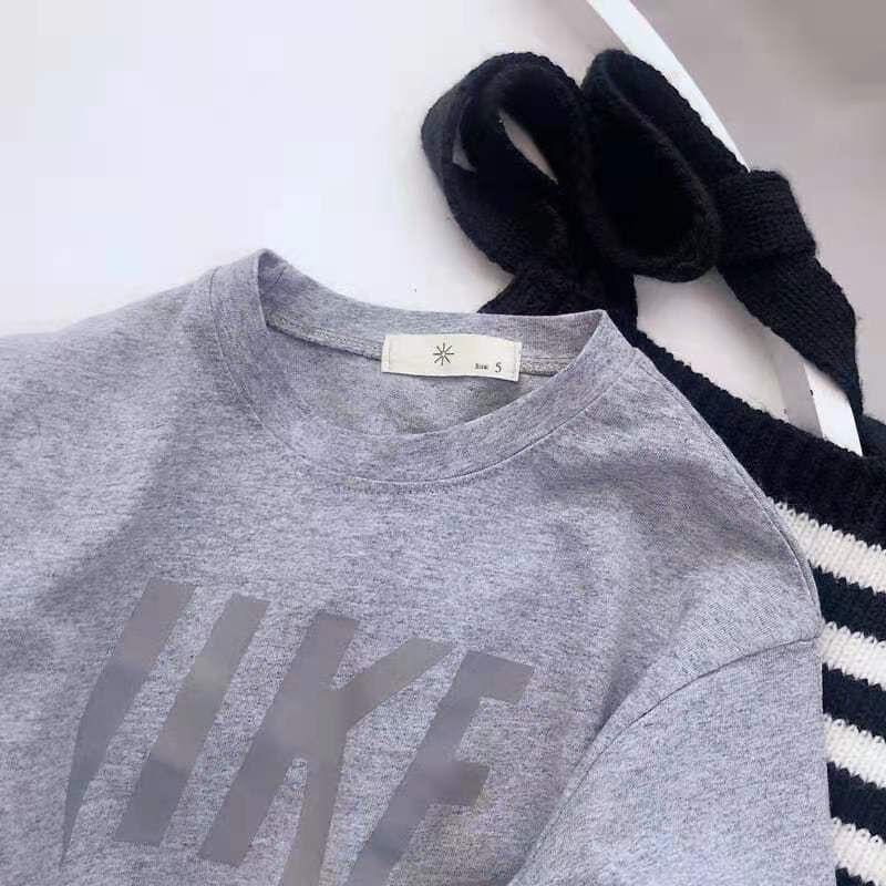 Product Introduction of Boys Summer Trendy T-shirt Top Short sleeved Loose Pullover Versatile Thin Breathable Unisex Clothes Trendy softjeansbaby 12