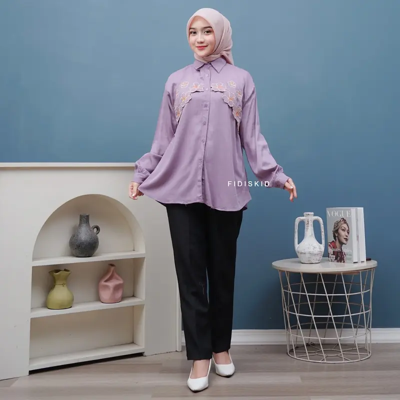 Mika Blouse Bordir Rayon Twill - Kemeja Wanita Bordir Bunga Formal Nyaman 6