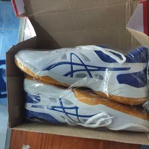 TOSANT Sepatu badminton voli sepatu olahraga bulutangkis sport pria wanita