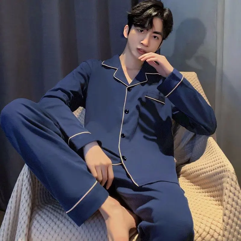 "Men's Poly - Cotton Pajamas with Stylish Prints: Combine Comfort and Fashion!"