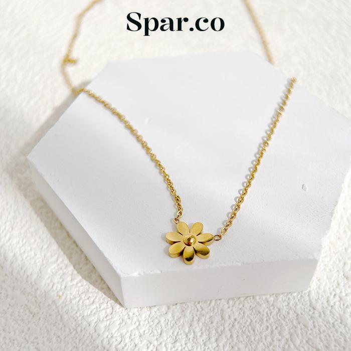 Gambar Spar.co Kalung Liontin Bunga Daisy Titanium Lapis 18K Emas Wanita - Daisy Necklace 18K Gold Plated Titanium Aksesoris Perhiasan Wanita High Quality SP-AAA1047 dari spar.co jewelry Kab. Tangerang Tokopedia