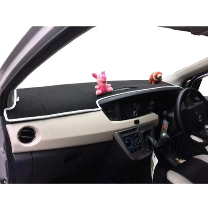 Karpet Dashboard CALYA / SIGRA Pelindung Dashboard Mobil 1