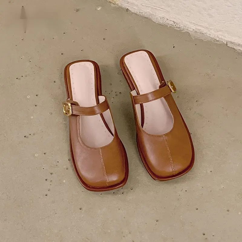 Closed Toe Half Slippers Women Wear Mary Jane Fashion Lazybones Flat Mules