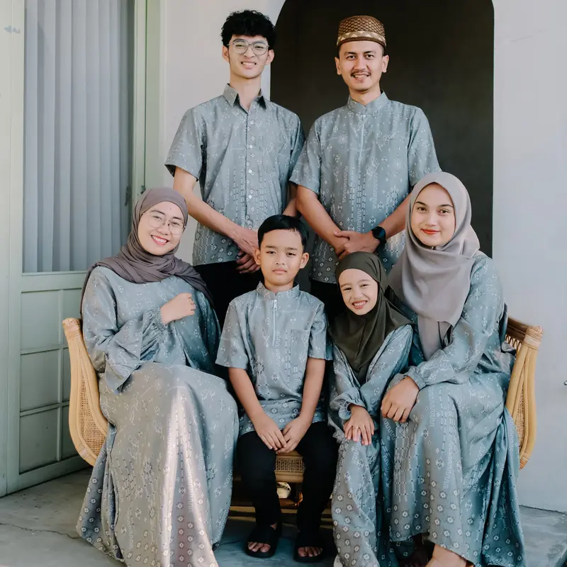 BERSAMATEMANHIDUP - Baju Muslim Sarimbit / GREIS GREEN / Raya Series Couple Family 0