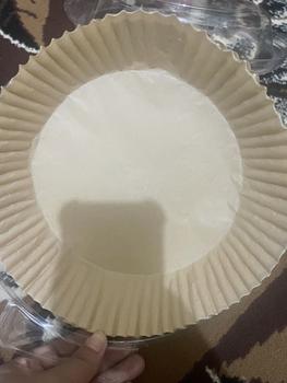 Product Review of [BEC] Air Fryer Paper Anti Lengket / Kertas Alas Air Fryer / Baking Paper Tahan Minyak Sekali Pakai / Kertas Air Fryer 50 Pcs from D**9 2