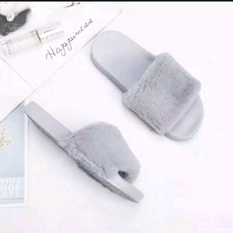 Sandal Wanit Selop Bulu Korea Fashion Wanita Trendy 0