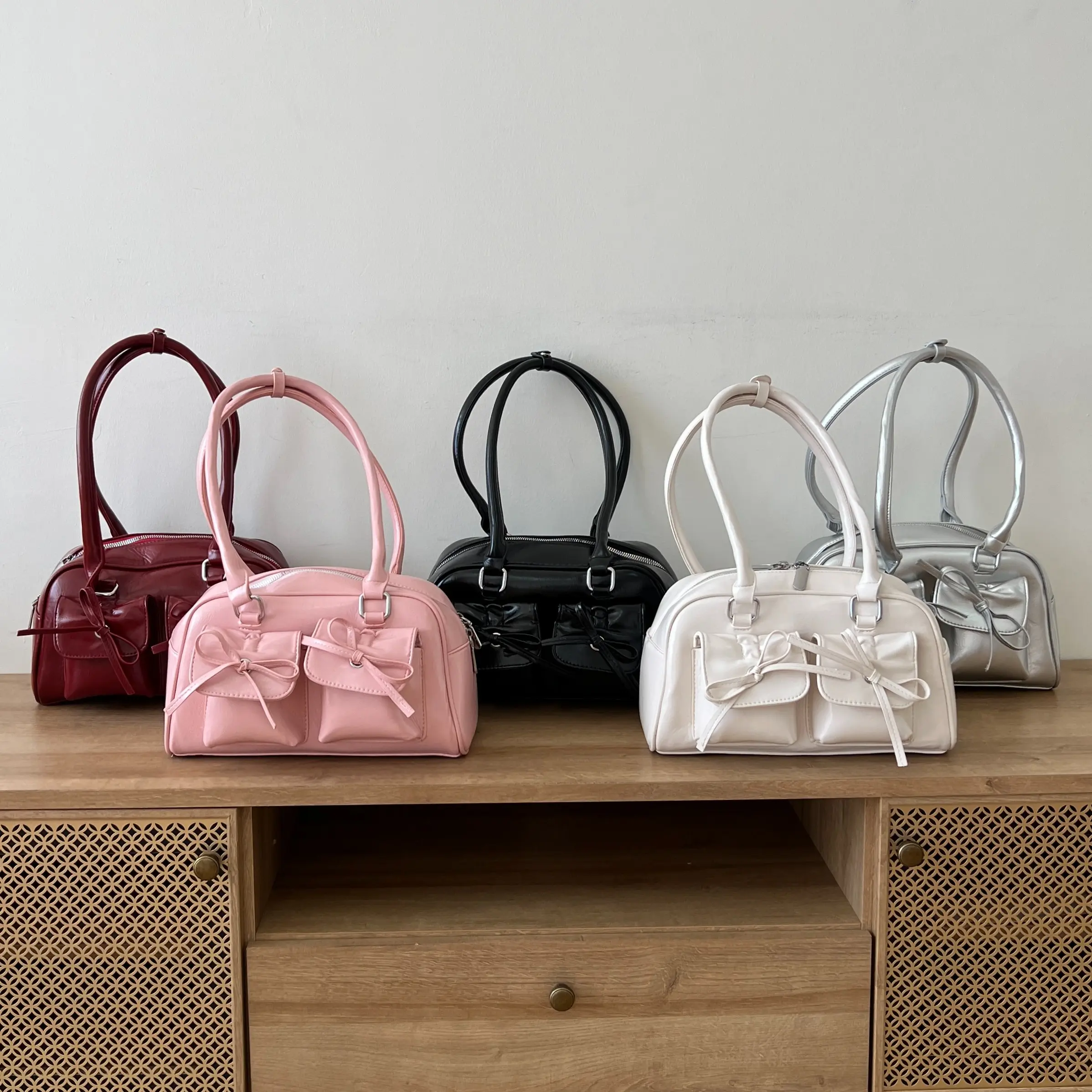 Clair Bow Shoulder Bag - Bling It On - Coquette Aesthetic Tas Selempang Bahu Cantik Zipper Ribbon Pita Viral Wanita