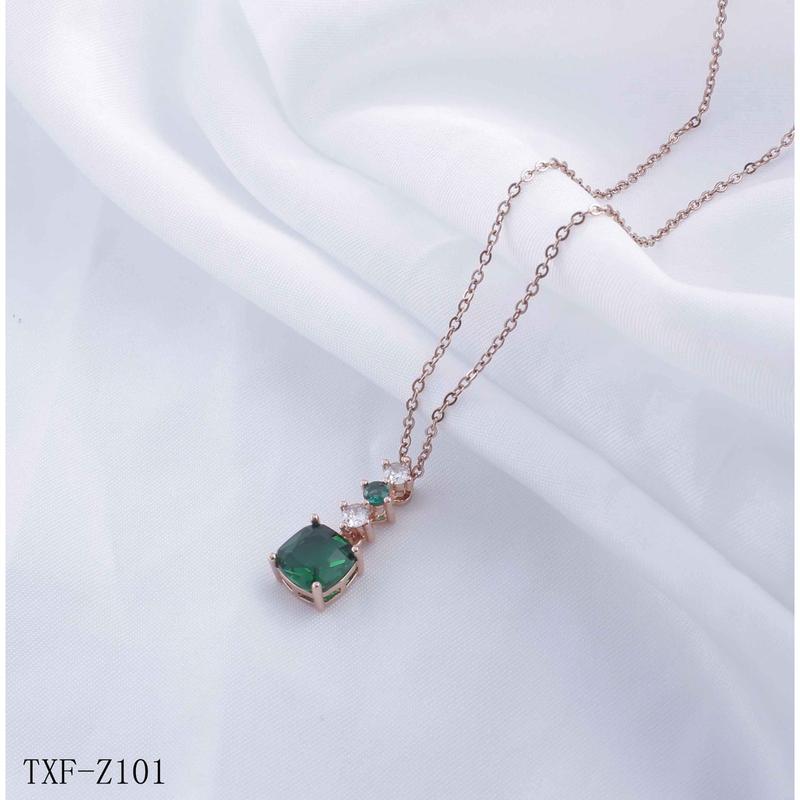 Kalung Titanium Permata Hijau Perhiasan Wanita Jewellery 101/099 5