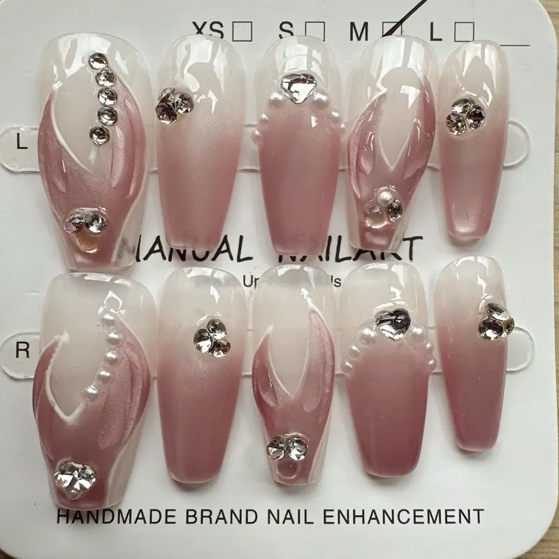 10pc Press on Nails @ sgd$4.90/pkt. Tool kit included.