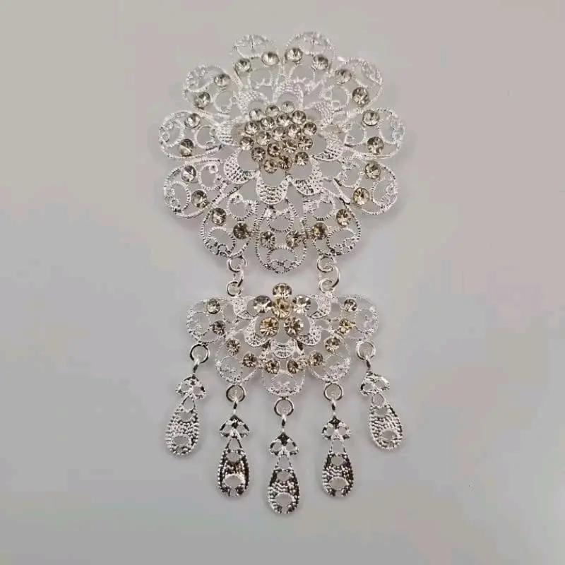 Bros KutuBaru Elegan Motif Angsa & Bunga Mata Dua Warna Gold Silver Clips 7