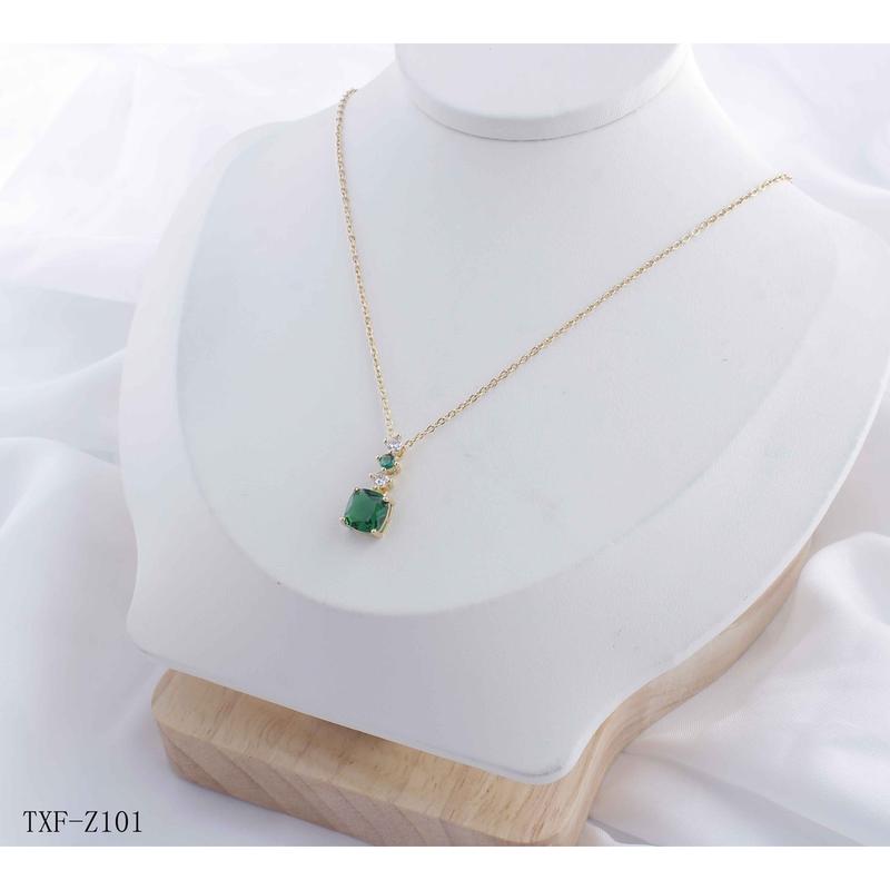 Kalung Titanium Permata Hijau Perhiasan Wanita Jewellery 101/099 1