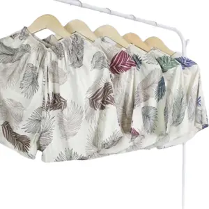 Hotpants Celana Pendek Wanita Santai Bahan Rayon Nyaman Motif Daun Shorts