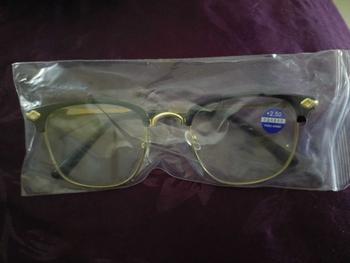 Product Review of （Bisa COD）Kacamata Baca Anti Radiasi Lensa Plus Lensa Baca dan Jalan Lensa Double lensa Bifocal Frame Modis Unisex Pria Wanita Cewek Cowok bifokal 605 from s**9 1