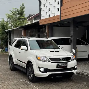 Pelipit Karet Kaca Pintu Luar Fortuner 2005 2006 2007 2008 2009 2010 2011 2012 2013 2014 2015 Original