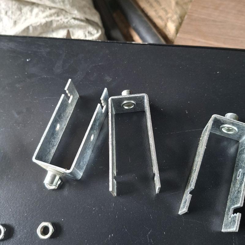 kẹp pin năng lượng mặt trời, kẹp pin, kẹp u. kẹp 30x60 có bulong