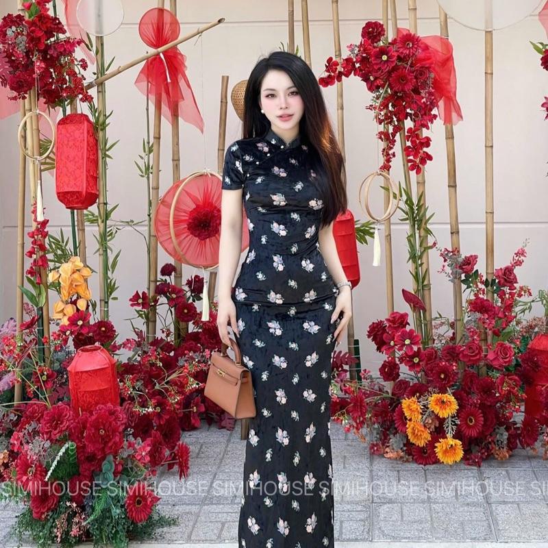 VÁY BODY SƯỜN XÁM NHUNG THÊU HOA D188 ( SIMIHOUSE )